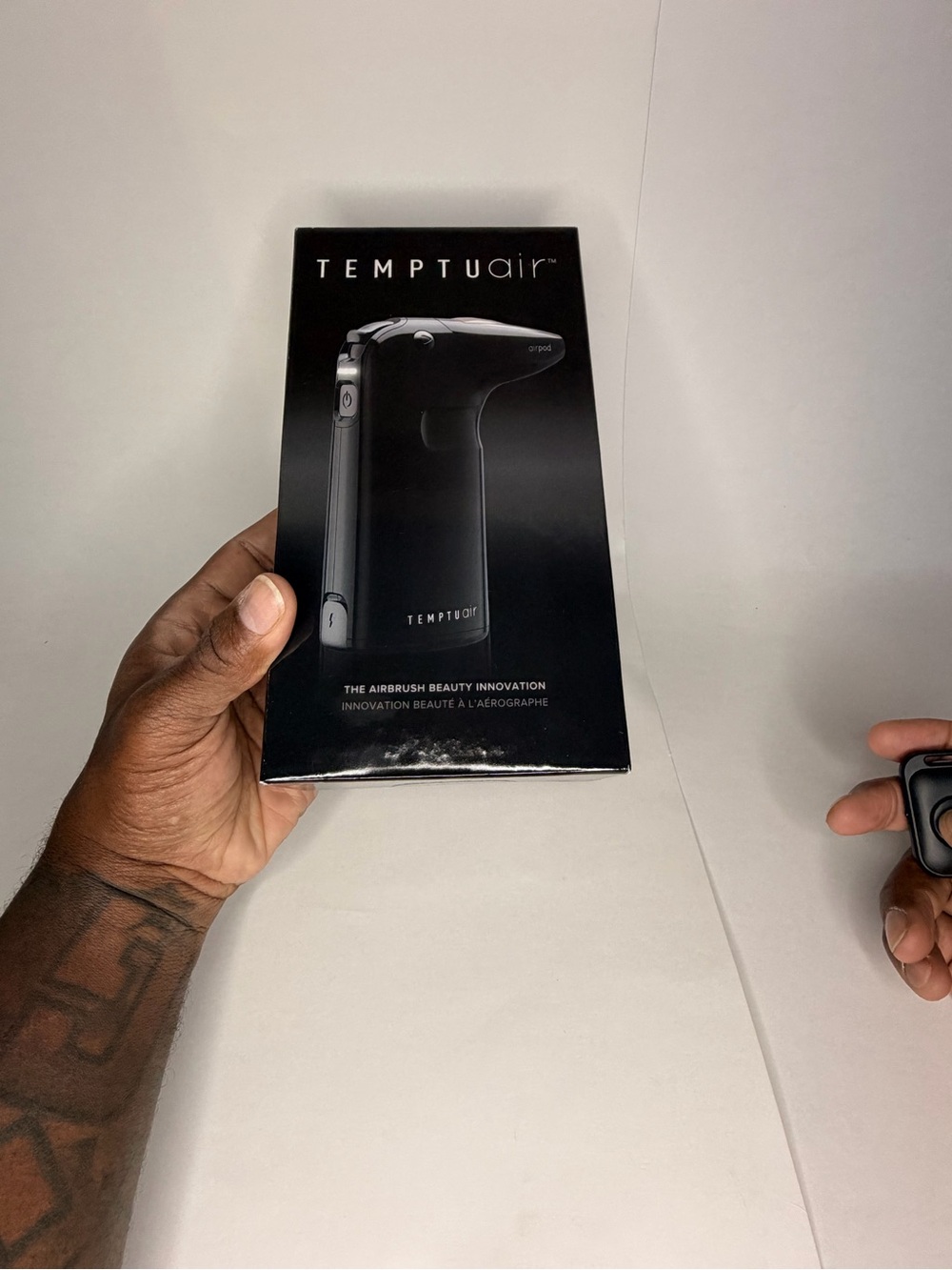 Temptu Air Black Airbrush Makeup Applicator
